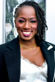 Dionne Aminata